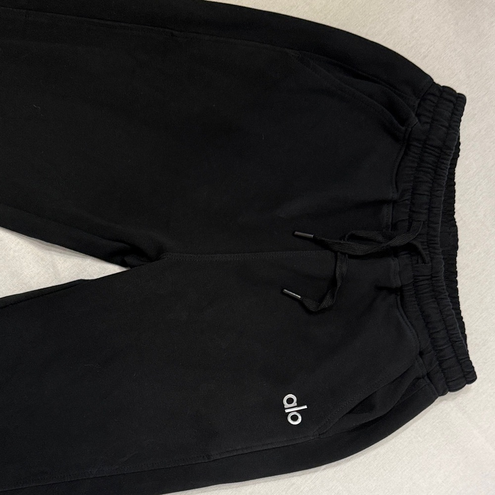 ALO Yoga Black Sweatpants